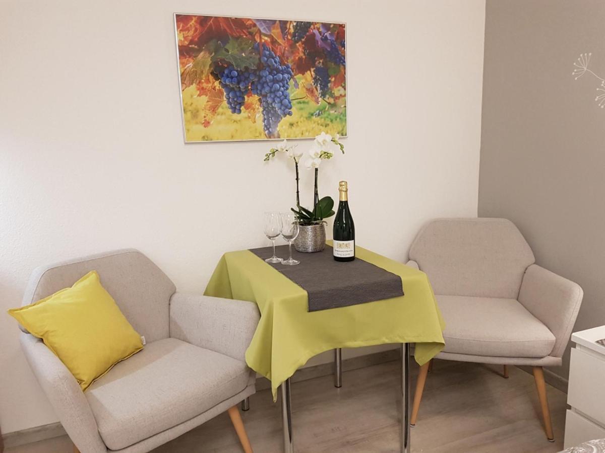 Gaestezimmer-Apartment Heidi Hoenl Buergstadt Esterno foto